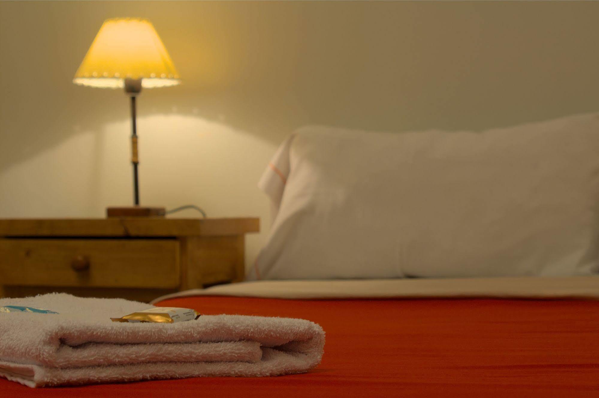 Hostel Suites Obelisco Буенос Айрес Екстериор снимка